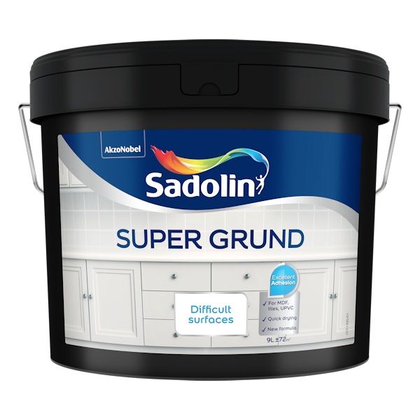 Ґрунтувальна фарба на водній основі Sadolin  Super Grund для стін та стелі, складних поверхонь, біла